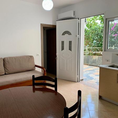 Maxus Apts Sarande Exterior photo