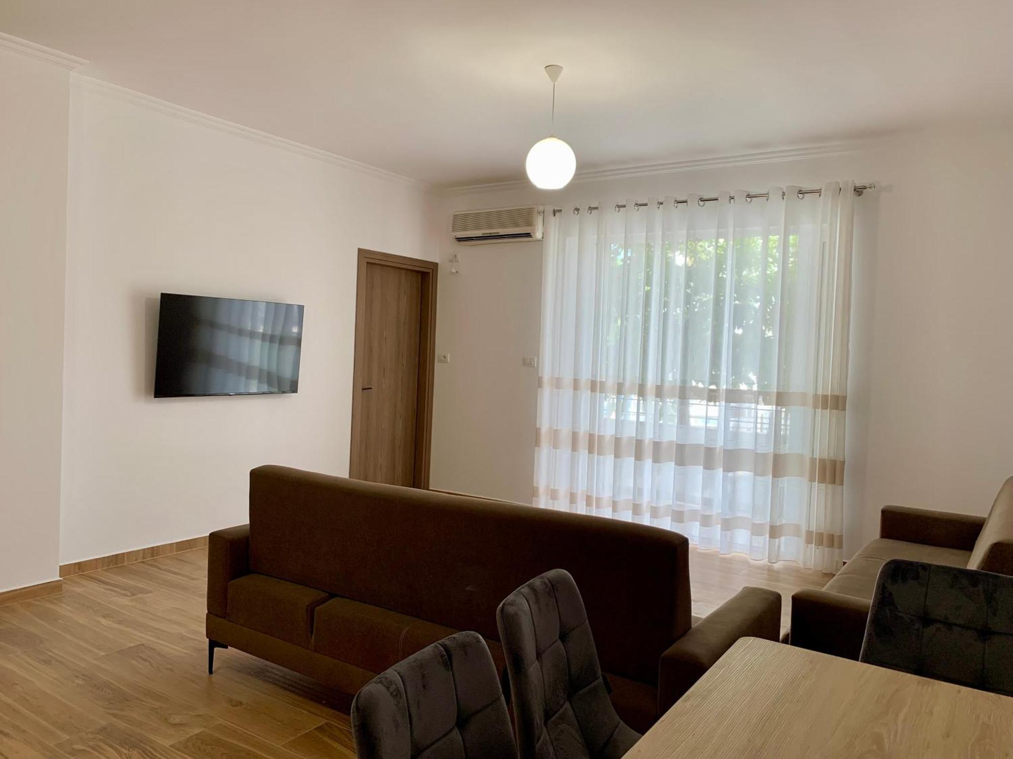 Maxus Apts Sarande Exterior photo